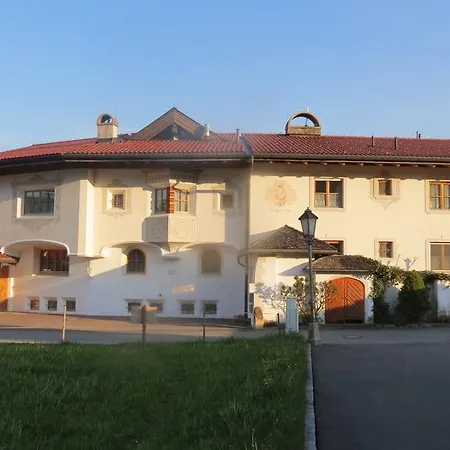 菲林弗洛里安公寓 公寓 *